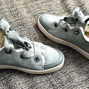 Koolaburra by Ugg shoes